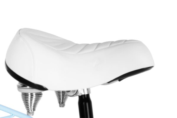 Vit cykelsadel med kromfjädrar