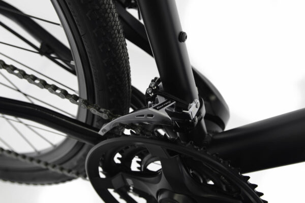 Närbild av cykels drev och kedja