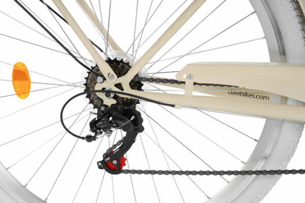 Närbild på cykelväxel och kedja