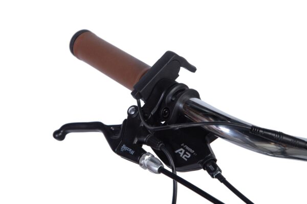 Cykelstyre med brunt handtag och bromshandtag