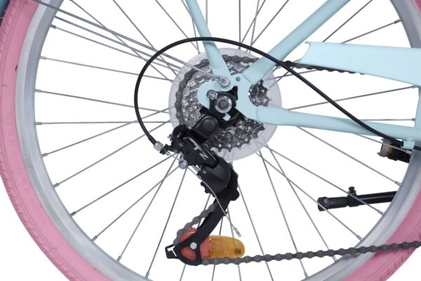 Cykelväxel och kedja på rosa däck